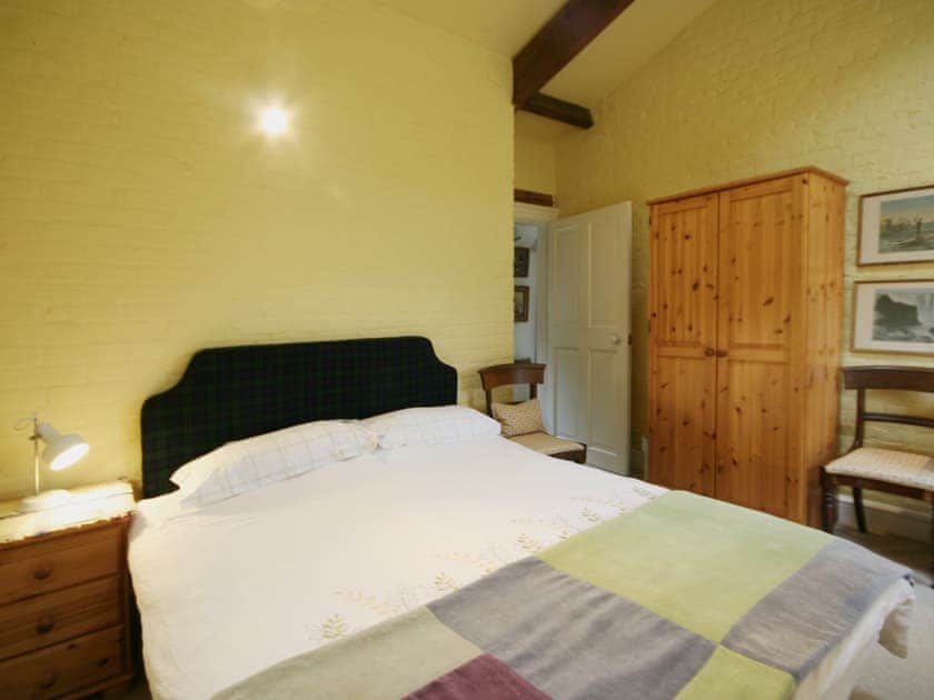 Double bedroom | Deer Park Cottage, Gunton Park, nr. Hanworth