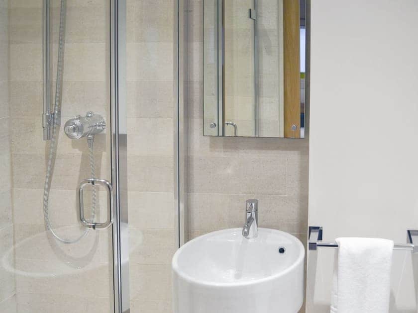 Shower room | Dart View, Apartment 1, Dartmouth