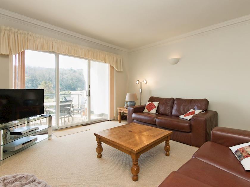 Tastefully furnished living room | St Elmo Court 7, Salcombe