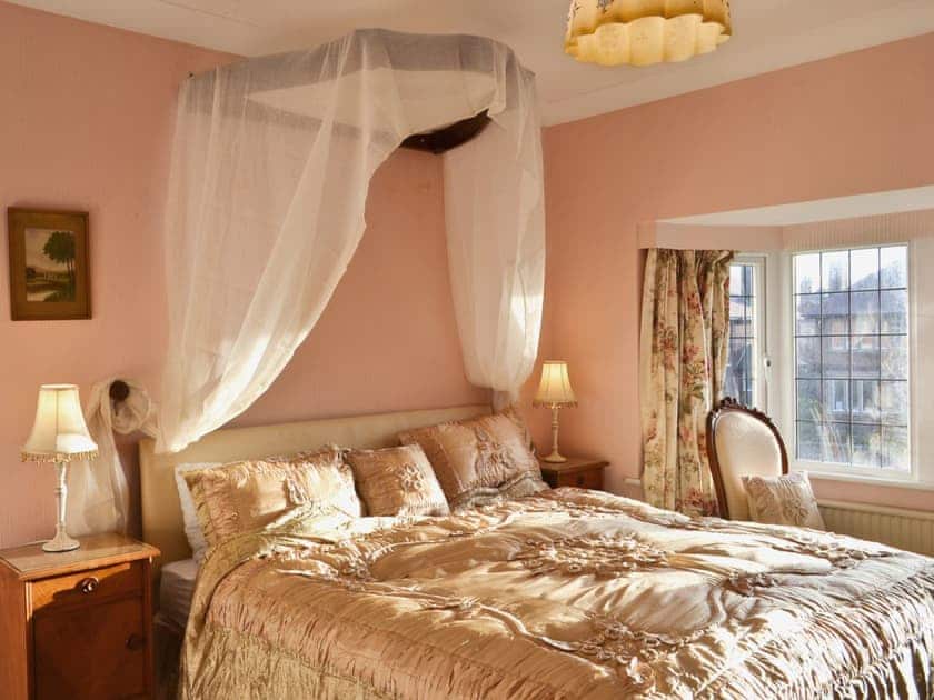 Double bedroom | Ivy House, Fairhaven, nr. St Anne’s