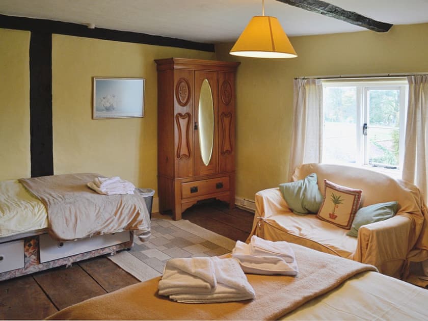 Triple bedroom | The Farmhouse, Newent