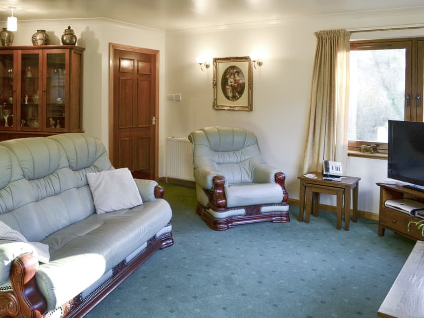 Comfortable living area of open plan living space | The Wheelhouse, Near Linlithgow
