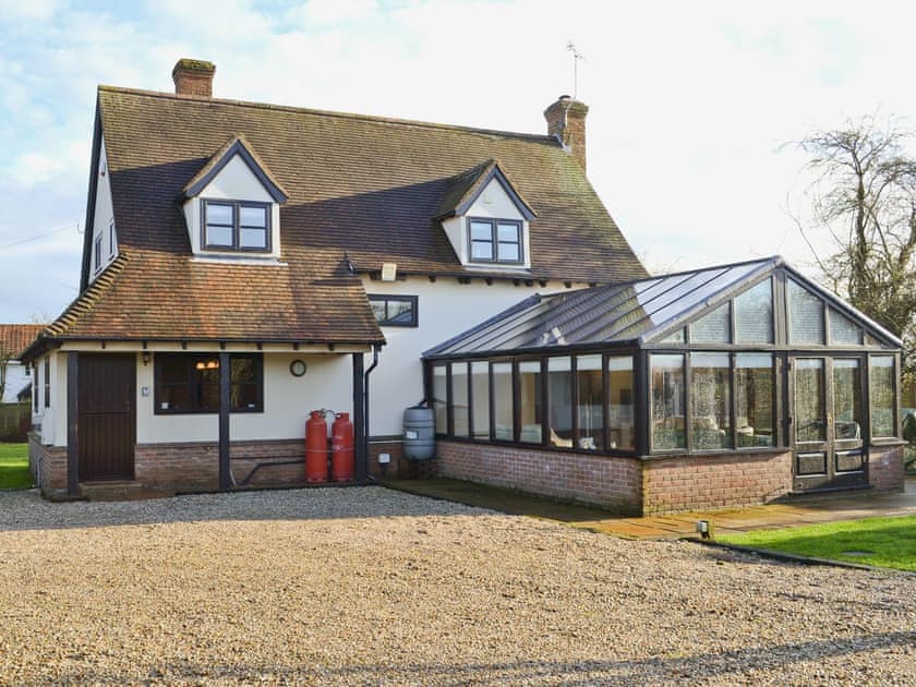 Exterior | Maytree Cottage, Dumpling Green, nr. Dereham