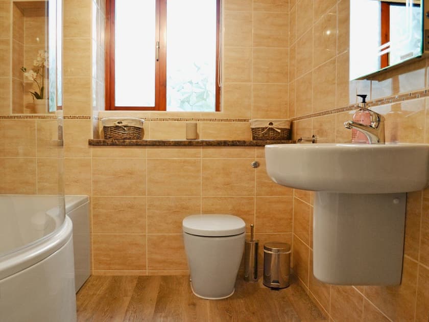 Bathroom | Kim’s Retreat, Bowness on Windermere