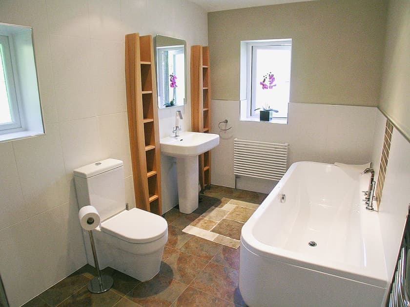 Bathroom | Greystones, Conistone, Grassington