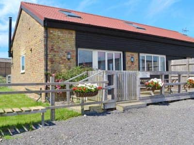 Romney Cottages The Wagon Lodge Ref 29071 In Peasmarsh Near