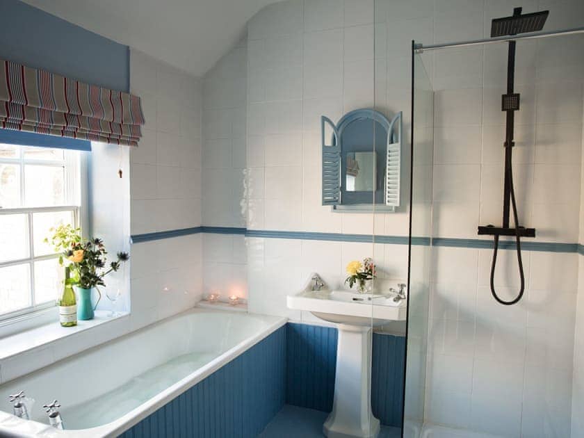 Bathroom | Lumley Cottage, Thornton-le-Dale