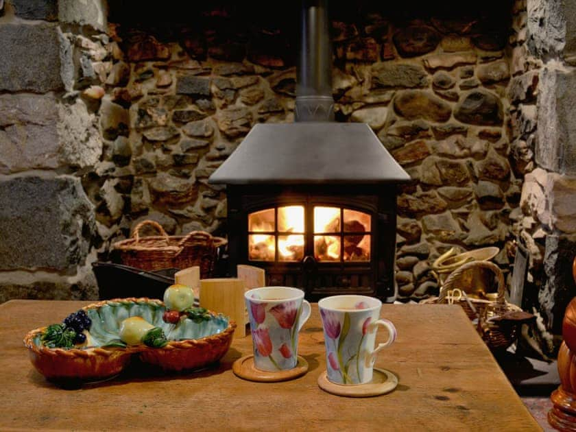 Living room | Is-Helen Cottage, Caernarfon