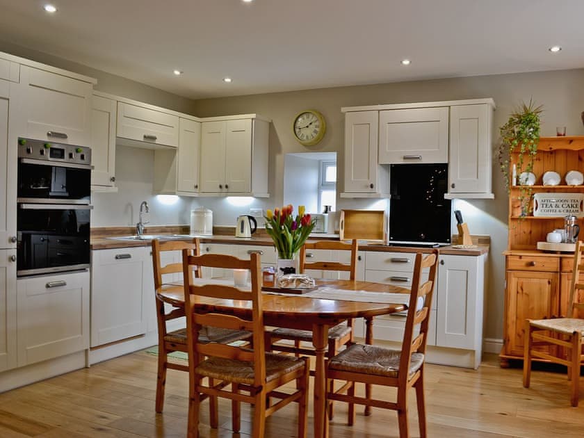 Kitchen/diner | Cleughbrae Cottage, Dalry, nr. Castle Douglas
