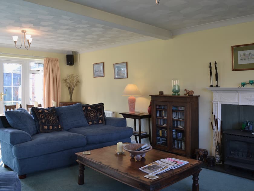 Living room/dining room | Dinsel, Upton