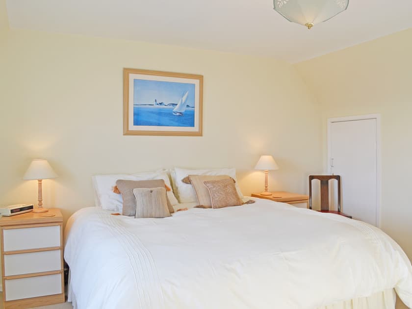 Double bedroom | Dinsel, Upton