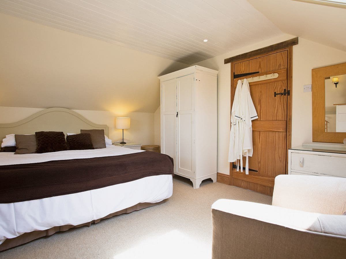 Hewton House And Cottages Boxwood Ref Hba In Weir Quay Bere