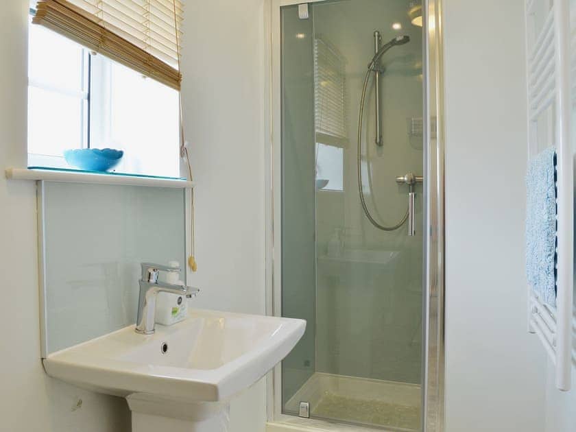 Bathroom | The Mews - Summertree Farm, near Thornton-le-Dale and Pickering