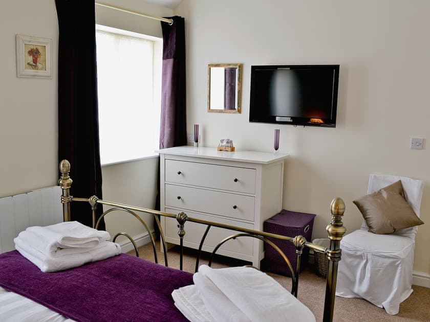 Double bedroom | Wheatsheaf Cottage, Moor Monkton, nr. York