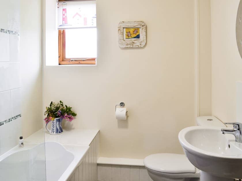 Bathroom | The Cart Shed, Hinton, nr. Dunwich