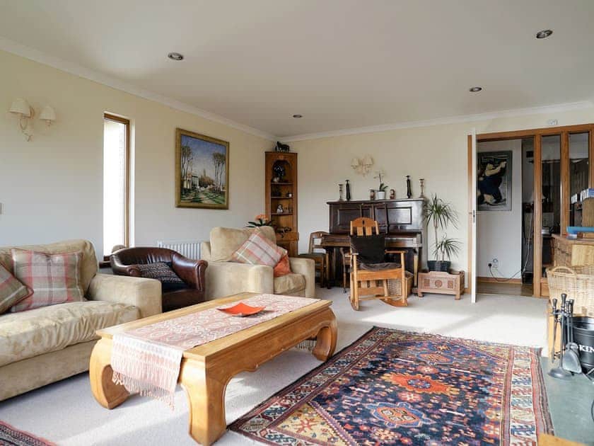 Comfortable living room | Rosmuire, Shandon, near Helensburgh