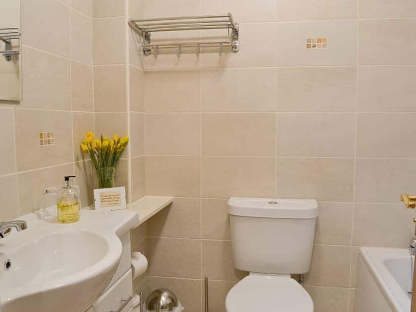 Bathroom | High Bridge House - Fell View, Kentmere, nr. Staveley