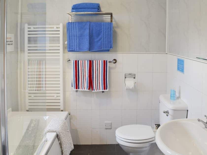 Bathroom | The Cottage, Dulas, Anglesey