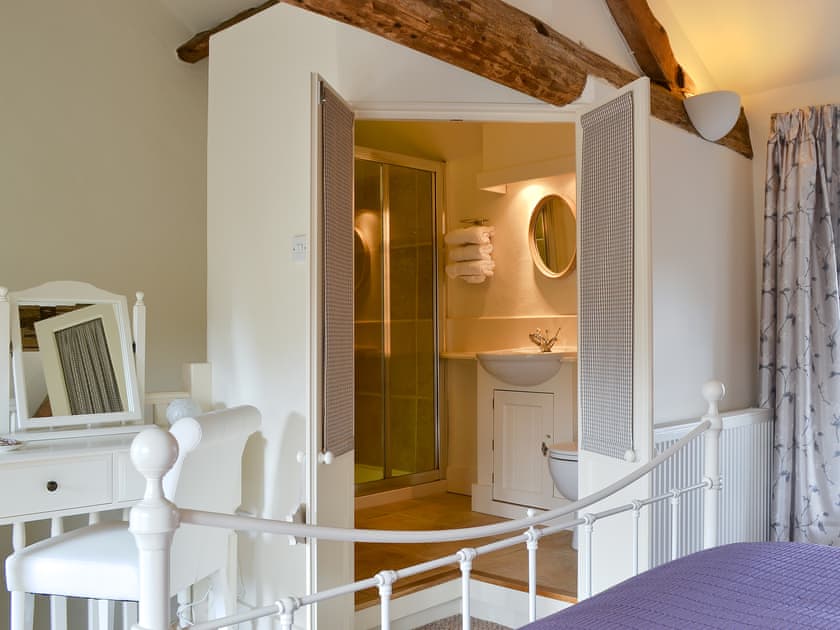 Double bedroom | Pinfold Cottage, West End, Elton