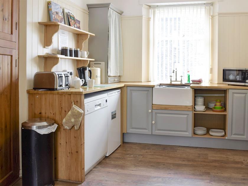 Fully-equipped kitchen | Newrigg, Ambleside