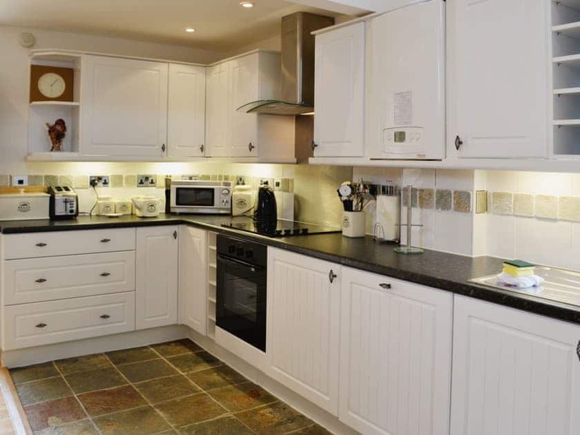 Open plan living/dining room/kitchen | Melin Newydd Cottages - Owl Cottage, Tynlon, nr. Rhosneigr