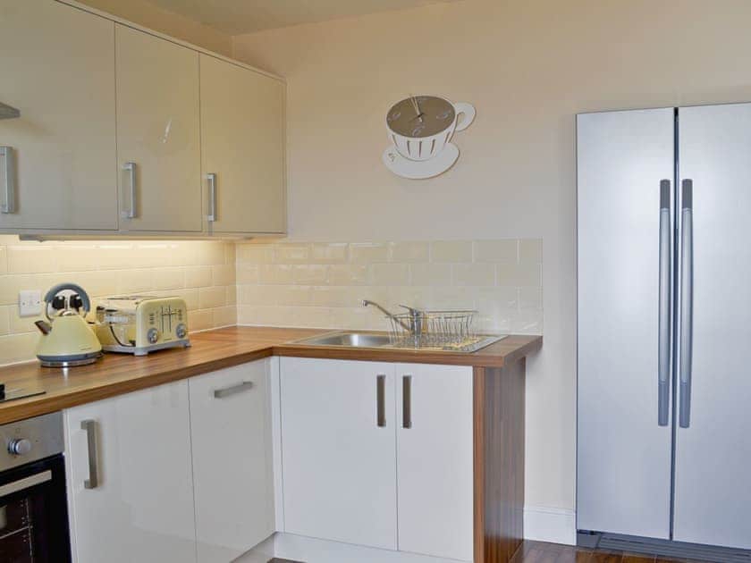Kitchen | Reef Apartments - Nemo, Sandown
