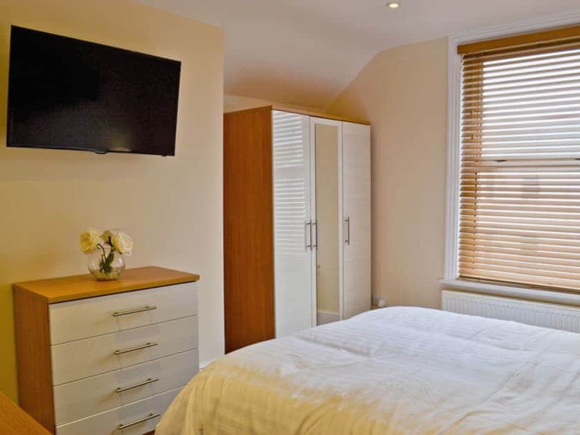 Double bedroom | Reef Apartments - Nemo, Sandown