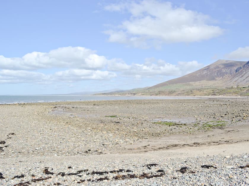 Surrounding area | Ty Capel Gosen, Trefor, nr. Caernarfon