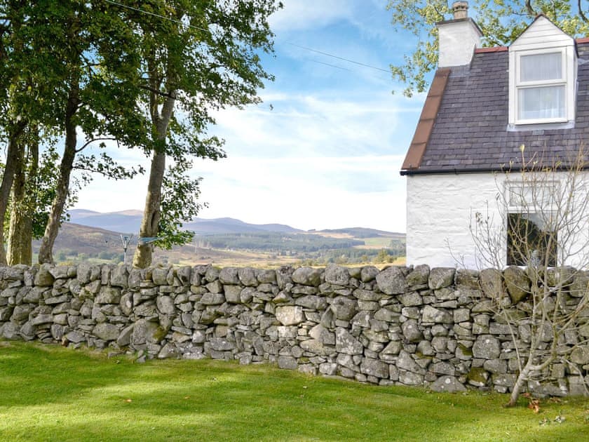 Charming holiday home | Cleughbrae Cottage, Dalry, near Castle Douglas