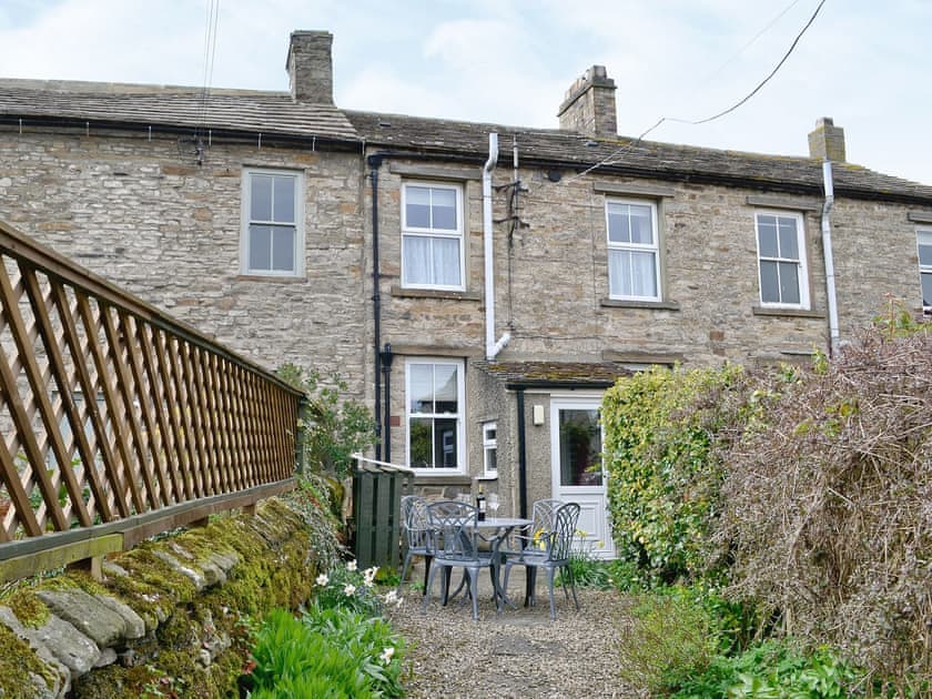 Exterior | Spring Cottage, Carperby near Leyburn