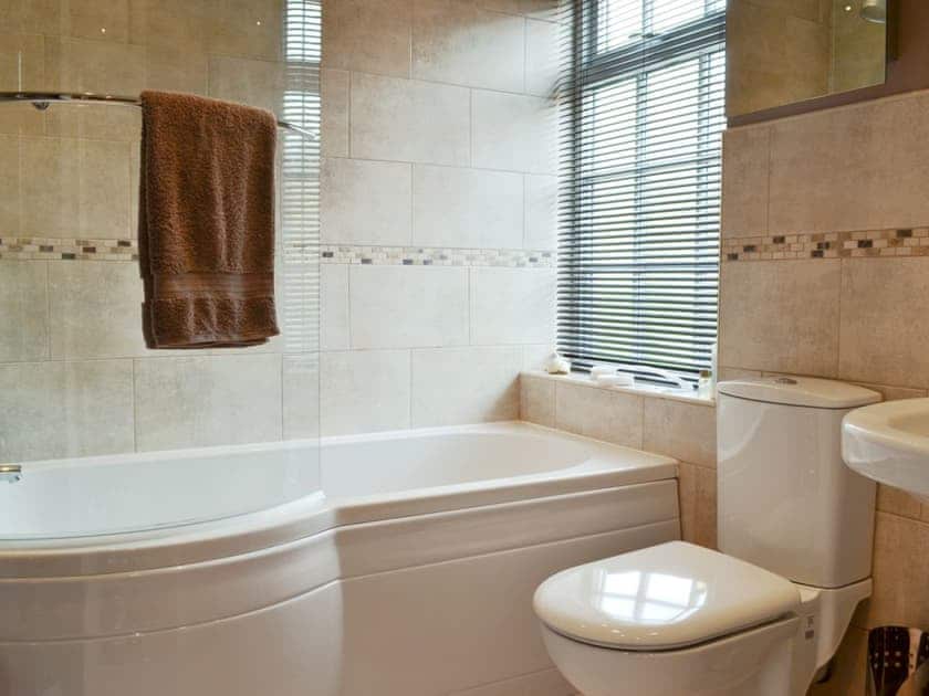 Bathroom | Seagull’s Nest, Whitby