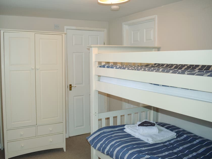 Bunk bedroom | Little Polgrain Barns - Grain Store 2, Caerhays, nr. Tregony