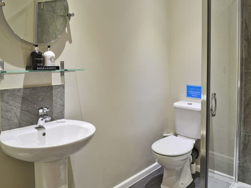 Shower room | Moor’s Rest, Sculthorpe, nr. Fakenham