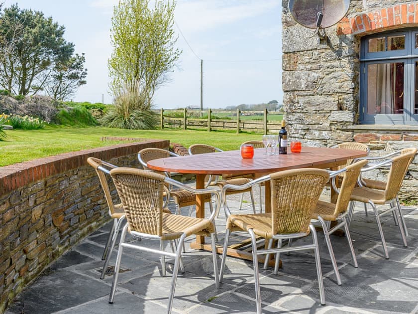 Sitting-out-area | Trescowthick - Trescowthick Barn, St Newlyn, nr. Newquay