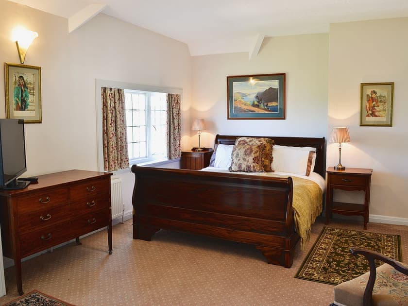 Double bedroom | The Court, Wern-y-Wylan, Anglesey