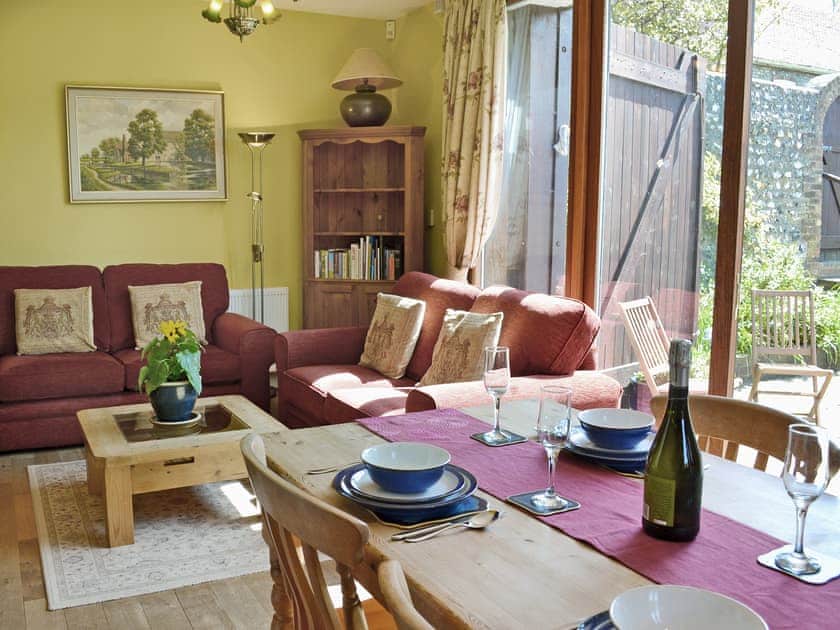 Open plan living/dining room/kitchen | Darwin Cottage, Jevington