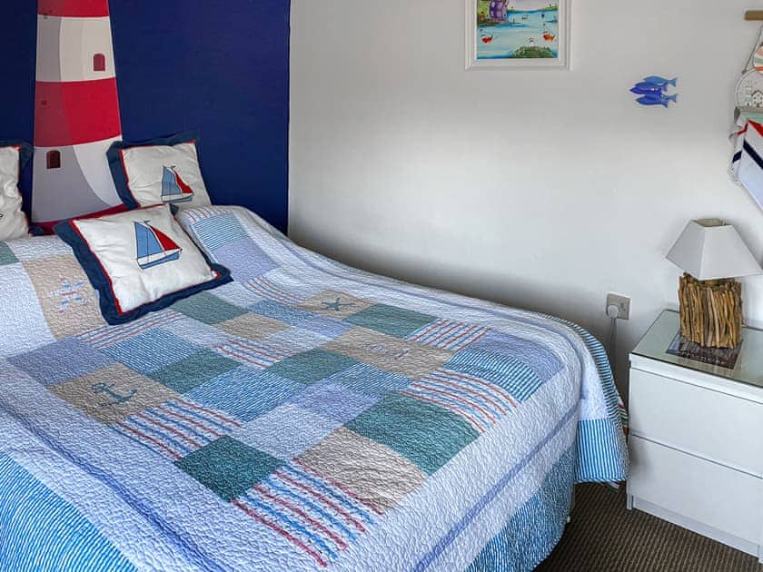 Twin bedroom | Galleons Reach, Yelland, nr. Bideford