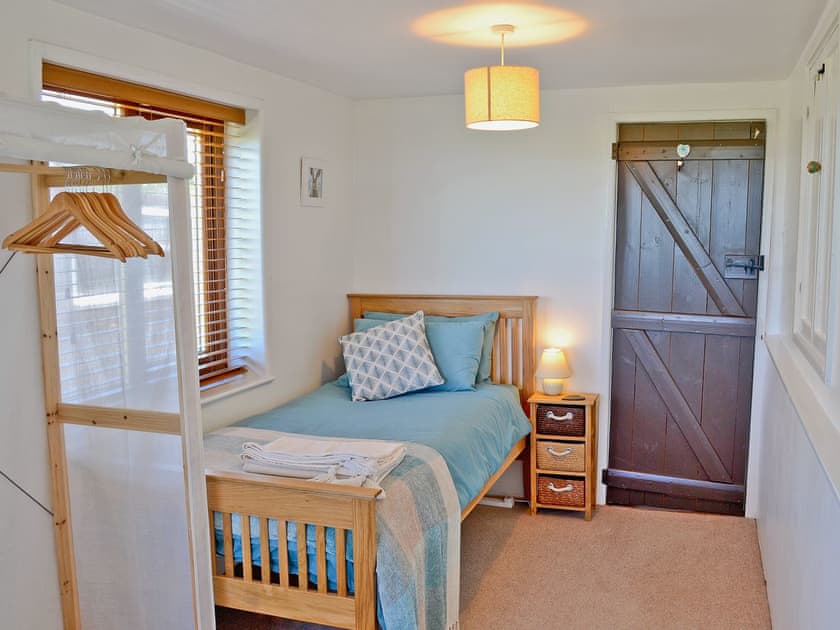 Twin bedroom | Dover Row Cottage, Zelah, nr. Perranporth