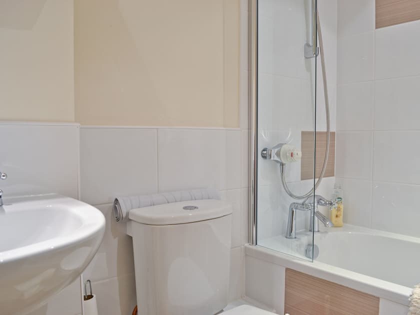 Bathroom | Riverside Mews, Bideford