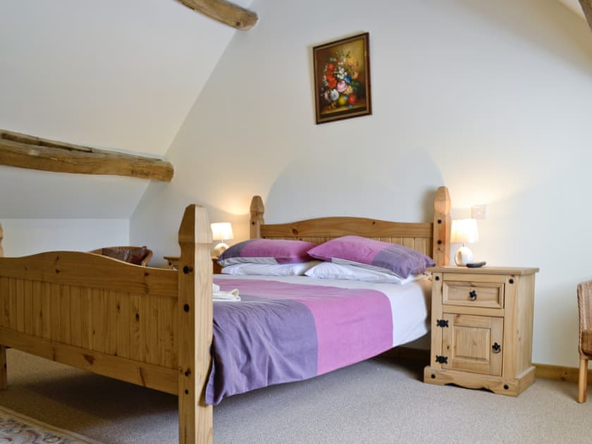 Double bedroom | The Old Stables, Sherston, Malmesbury