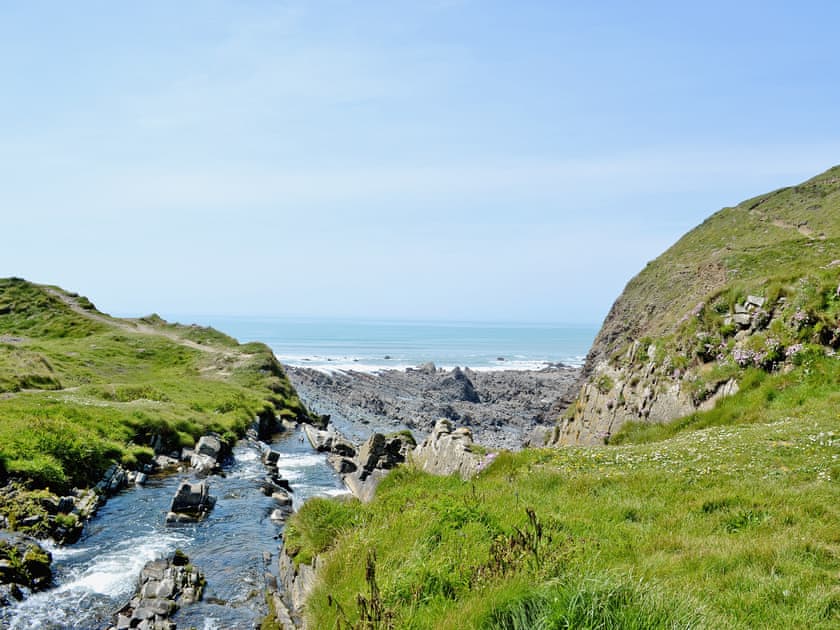 Mouth Beach | Devon, England