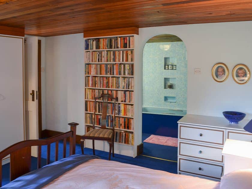 Double bedroom | Thatched Cottage, Witton, near North Walsham
