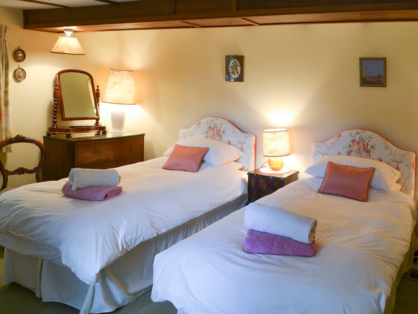 Twin bedroom | Thatched Cottage, Witton, near North Walsham
