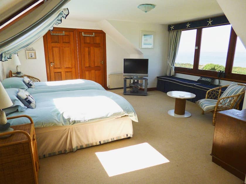 Twin bedroom | The Beach House, Maidens