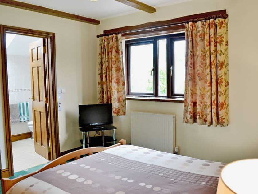 Double bedroom | Swallows Nest, Stowford, Okehampton