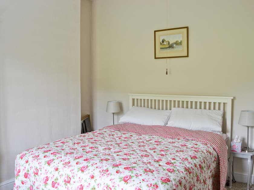 Double bedroom | Dove Cottage, Rowsley, nr. Matlock
