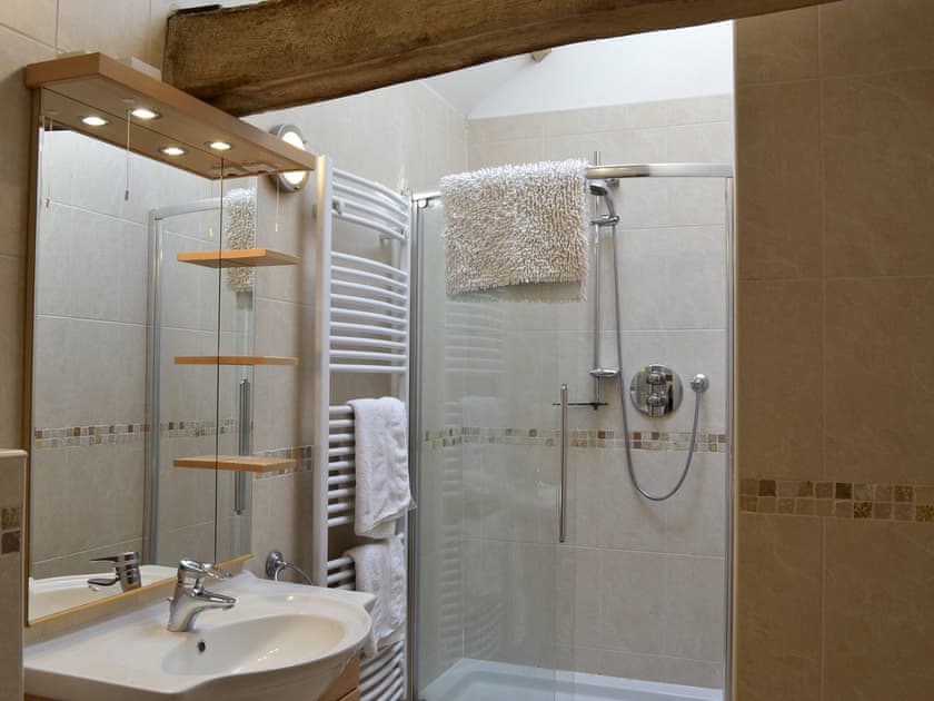 Shower room | White Horse Cottage, near Kilburn