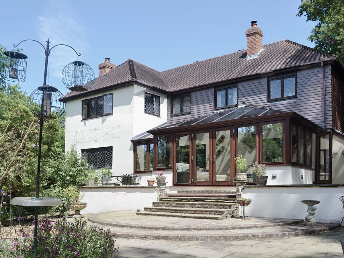 Lavender Cottage Ref Dddc In Bursledon Near Southampton