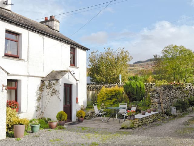 Cosy Cottage Ref W41283 In Rusland Near Hawkshead Cumbria