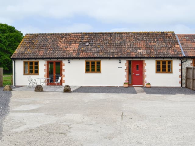Bridles Farm Holiday Cottages Woodlanders Ref 29954 In